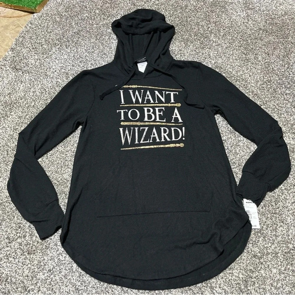 Harry Potter Fantastic Beasts Hooded Shirt Soft Top Women's Size XS NWT - Picture 2 of 8